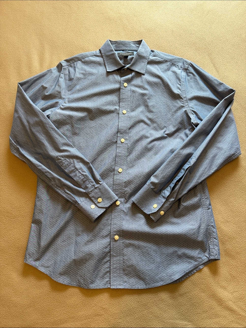 Banana Republic Dress Shirt. Men's Medium.